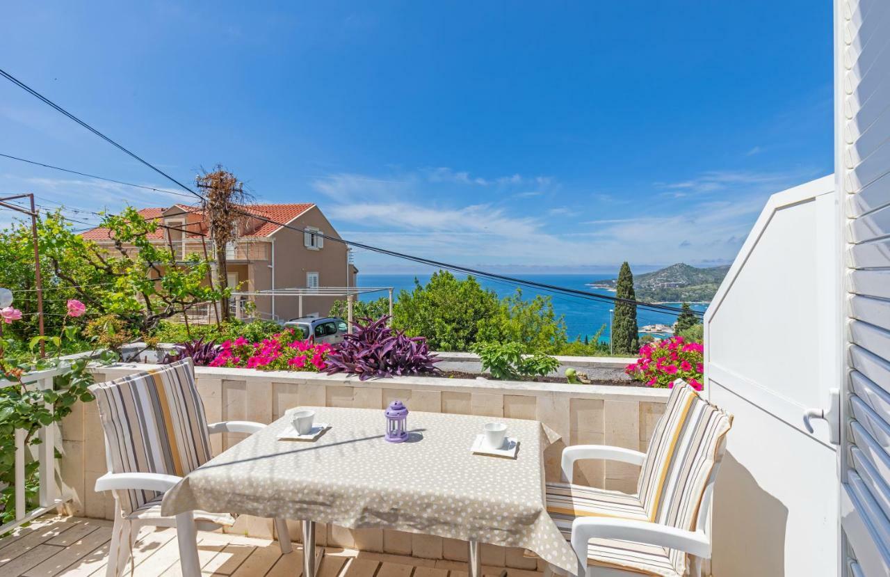 Apartments Mirela Млини Экстерьер фото