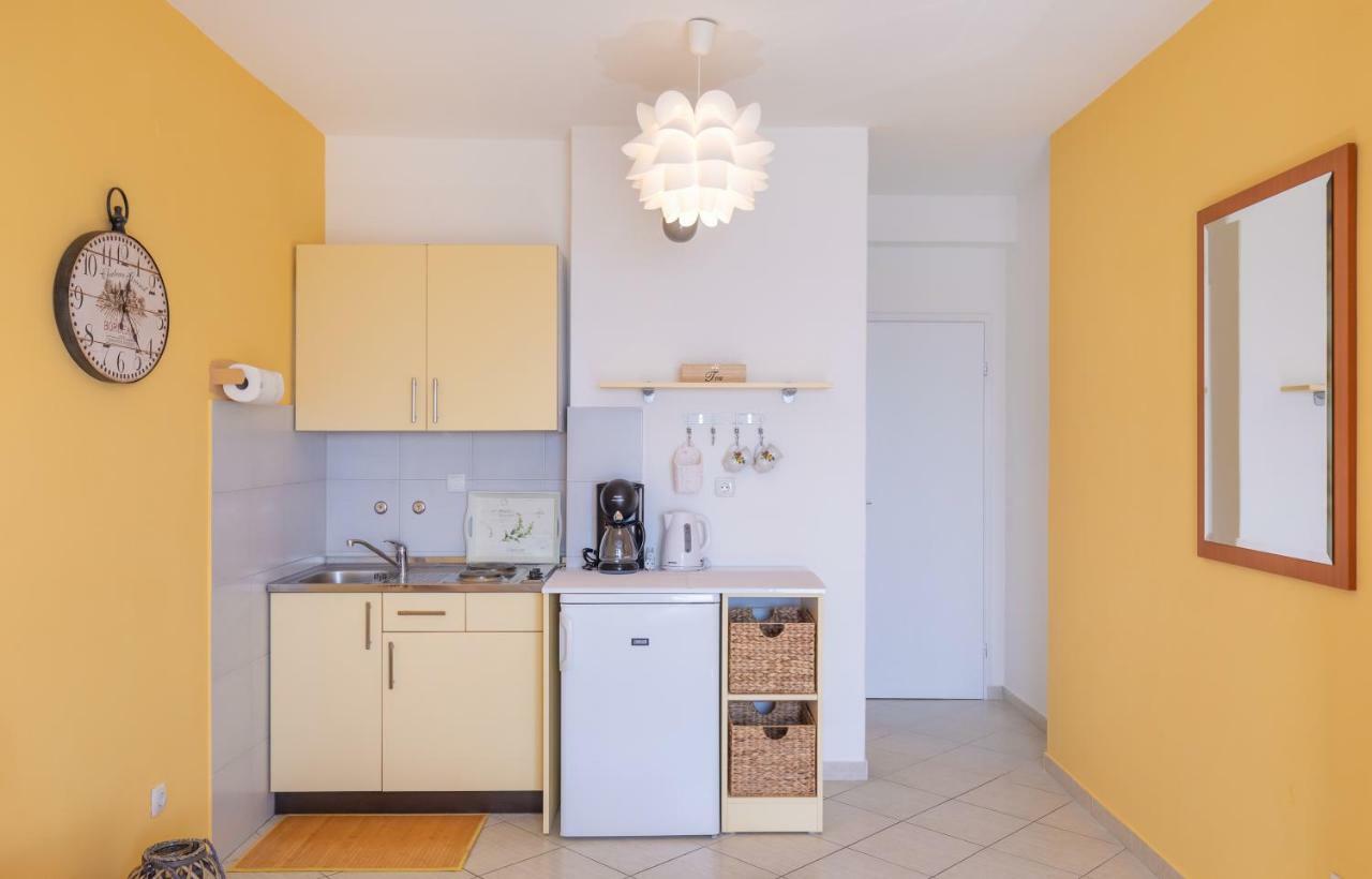 Apartments Mirela Млини Экстерьер фото